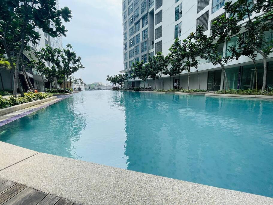 The Robertson Bukit Bintang By Deurban Pangsapuri *