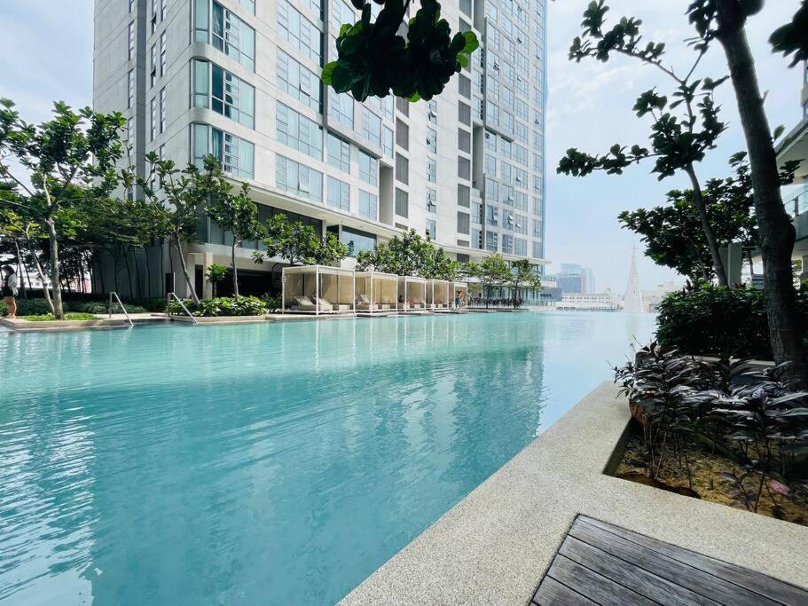 The Robertson Bukit Bintang By Deurban Pangsapuri *