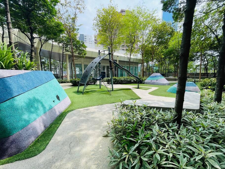 The Robertson Bukit Bintang By Deurban *